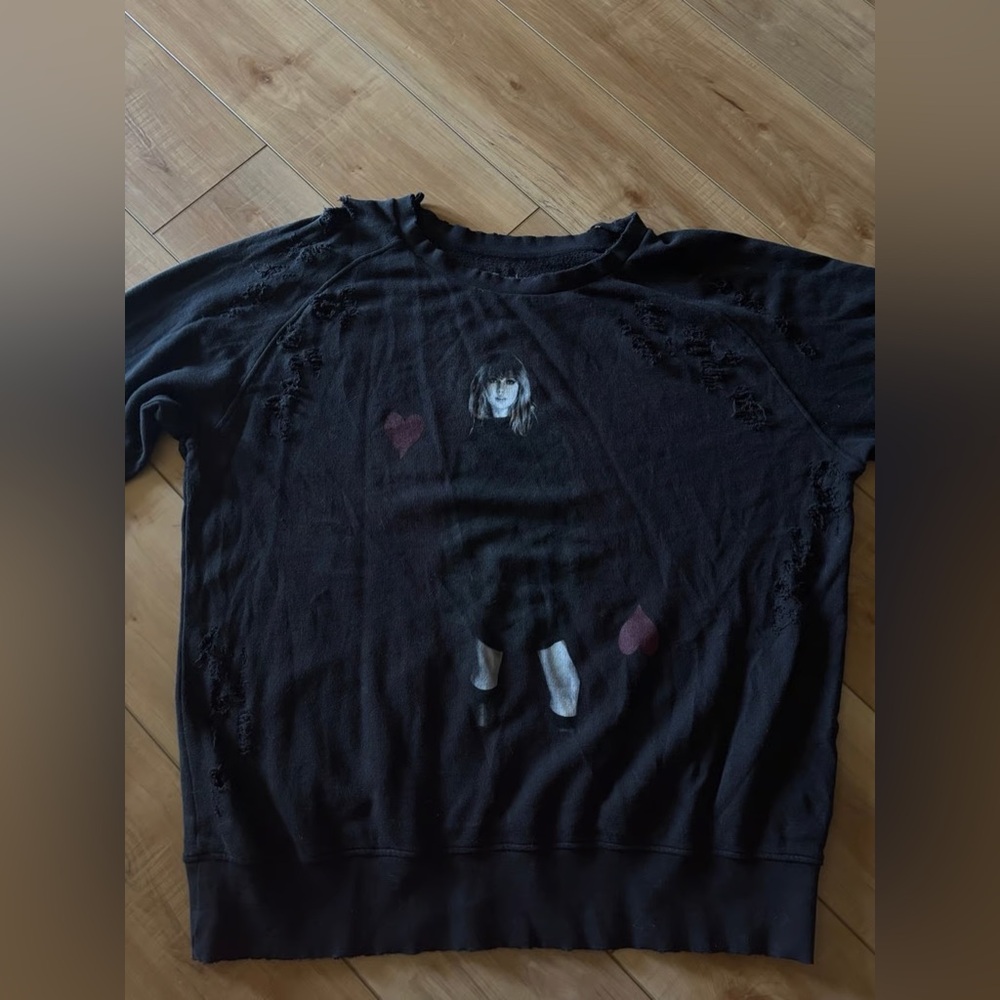 RARE HTF Taylor Swift  "King of My Heart" sweatshirt from Reputation Tour XL/XXL